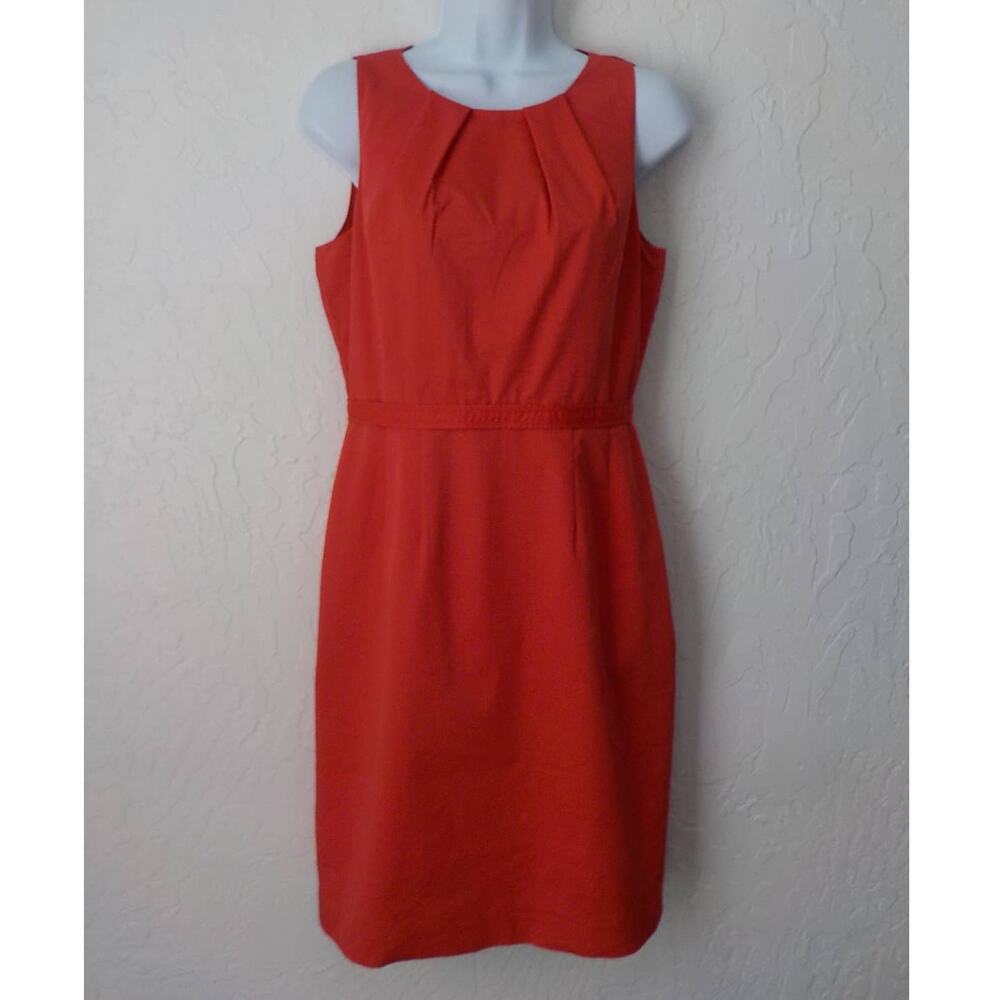 Elie Tahari Soft Red Sheath Dress Women sz 4 Pleated Lined Zip Classic Old Money